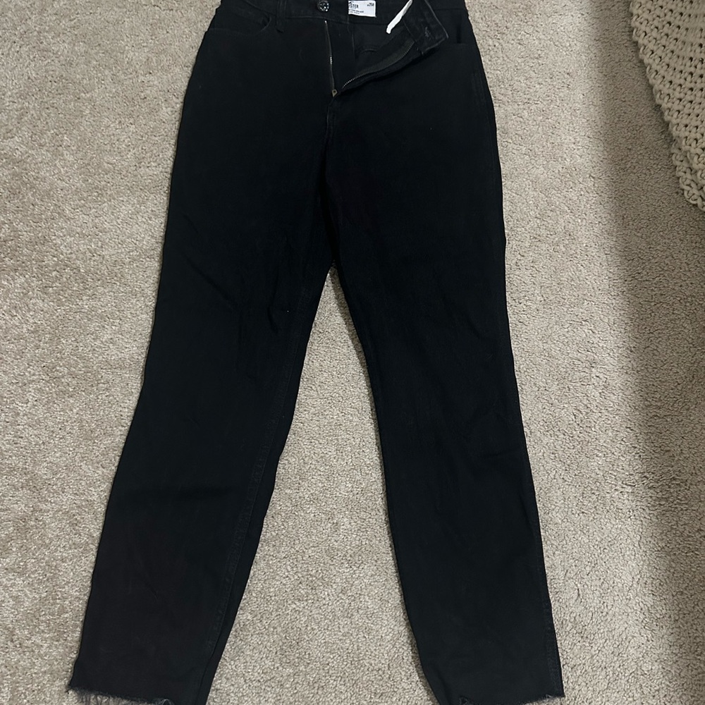 Black High-Waisted Jeans